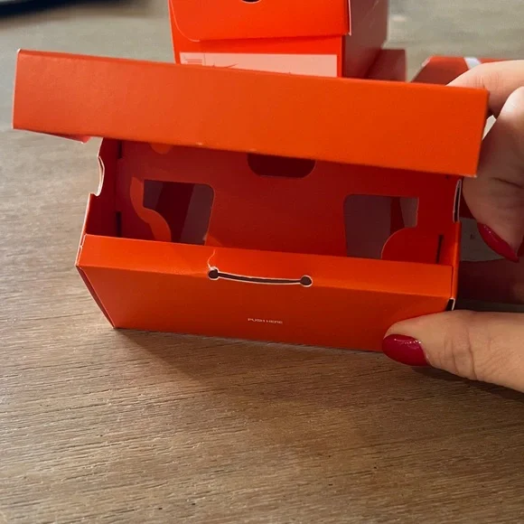 Nike Gift Card Size Shoe Boxes - Picture 2 of 4